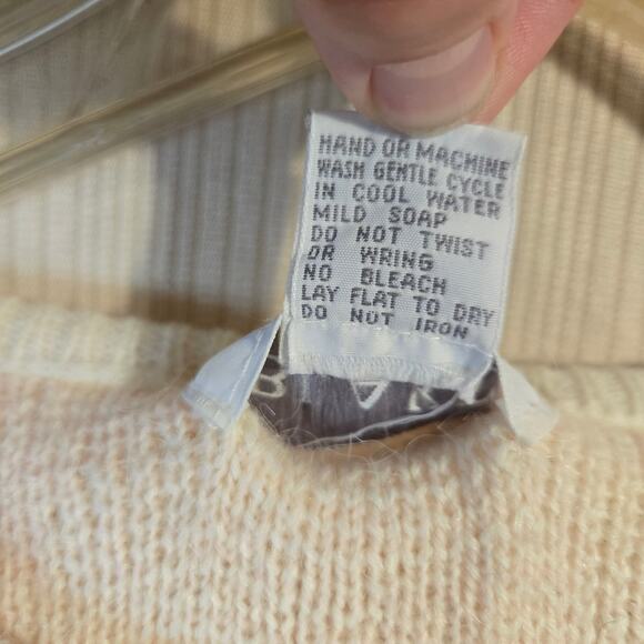 Blake by Devon Cream Knit Sweater Size Large 0270 - Picture 7 of 8